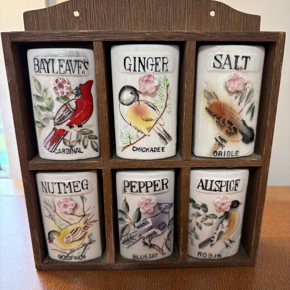 Vintage MCM Wooden Spice Rack w/6 Ceramic Bird Shakers~3-D Flower Pulls 7.5x8"